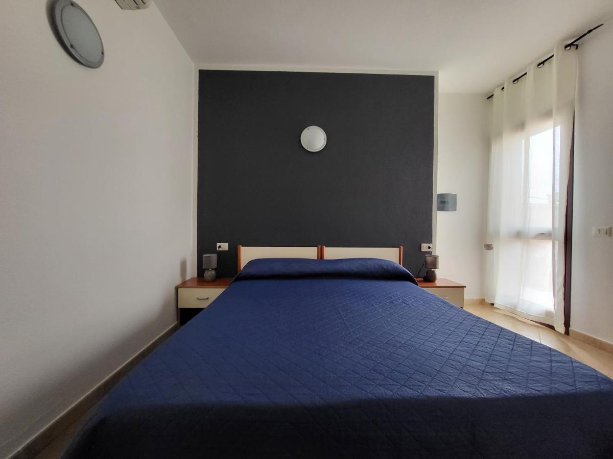 White Sand Affittacamere La Caletta Zewnętrze zdjęcie