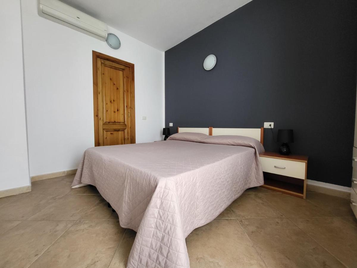 White Sand Affittacamere La Caletta Zewnętrze zdjęcie