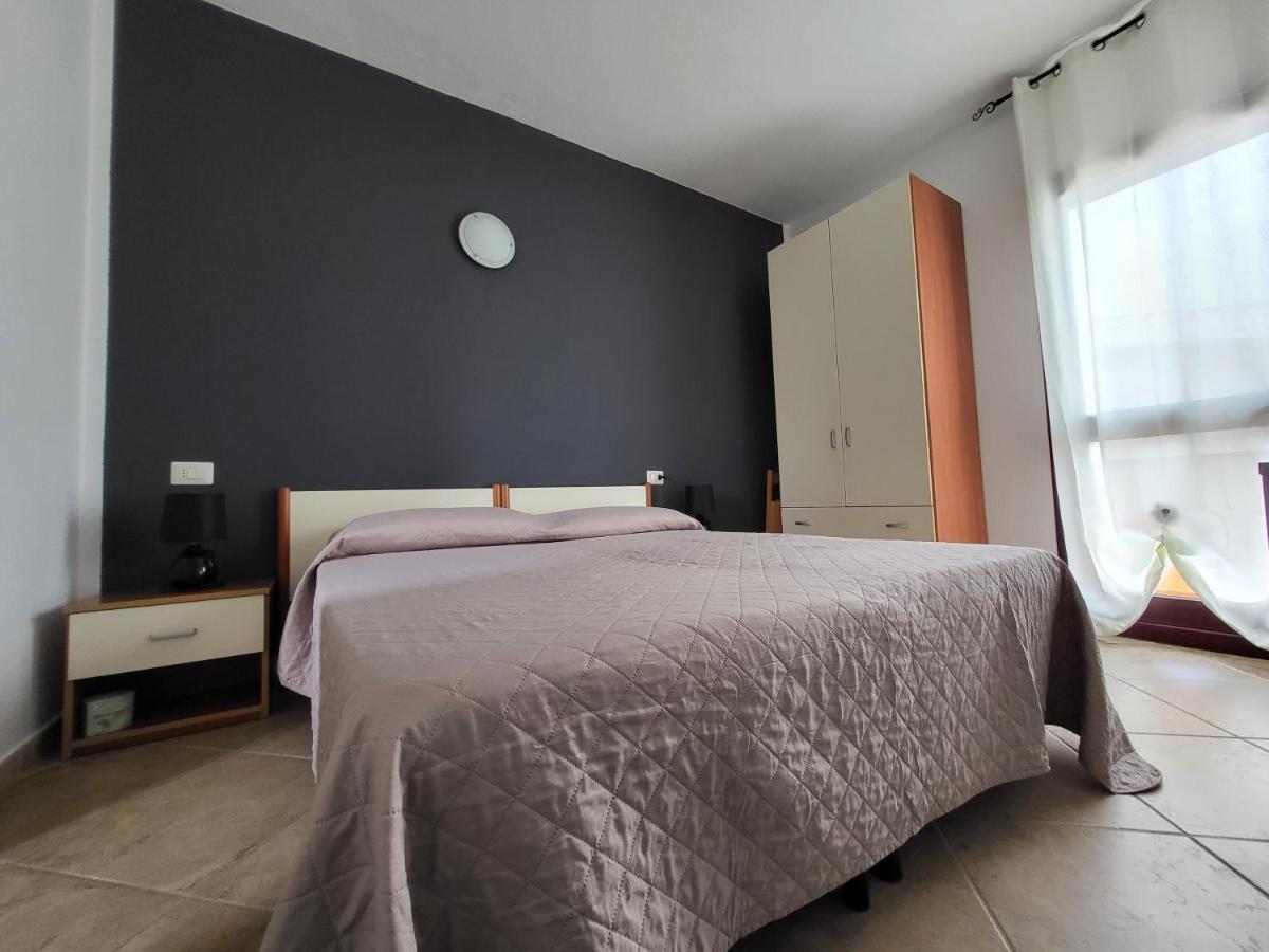 White Sand Affittacamere La Caletta Zewnętrze zdjęcie