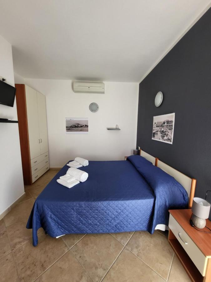 White Sand Affittacamere La Caletta Zewnętrze zdjęcie