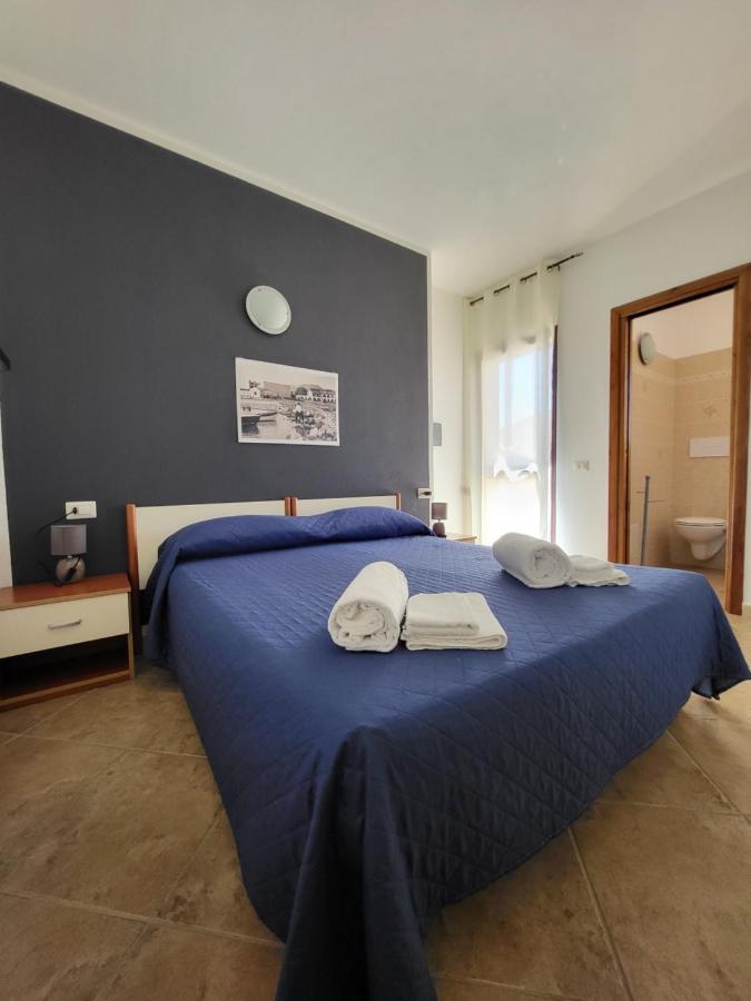 White Sand Affittacamere La Caletta Zewnętrze zdjęcie