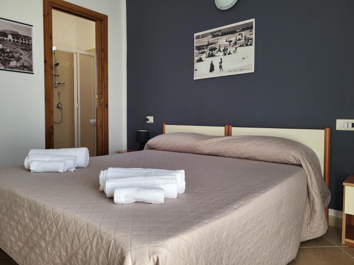 White Sand Affittacamere La Caletta Zewnętrze zdjęcie